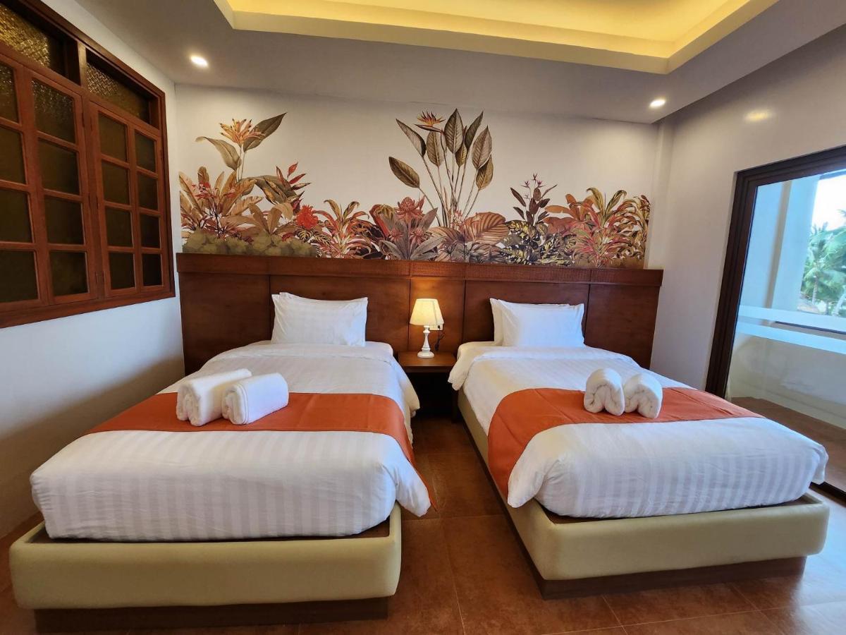 Costa Celine Beach Resort Kinablangan Luaran gambar