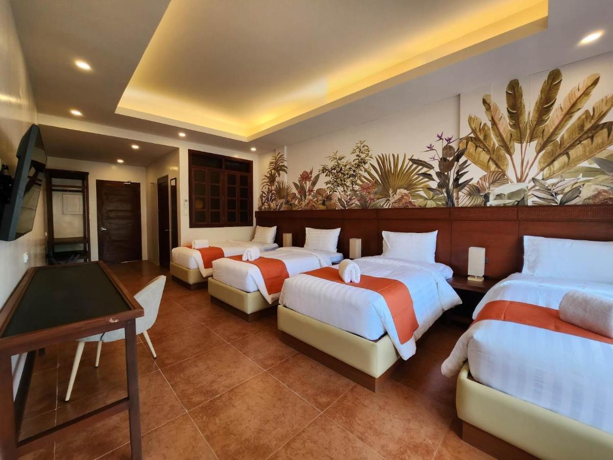 Costa Celine Beach Resort Kinablangan Luaran gambar