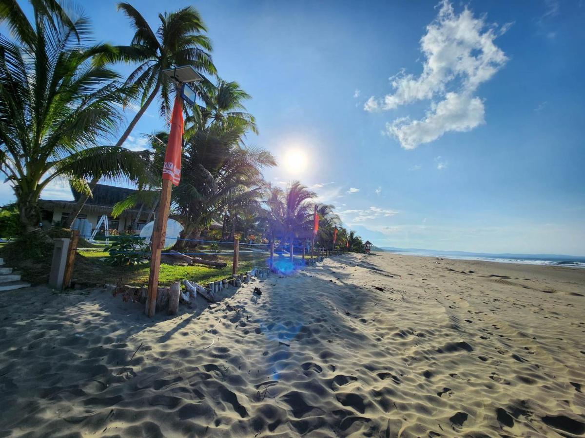 Costa Celine Beach Resort Kinablangan Luaran gambar