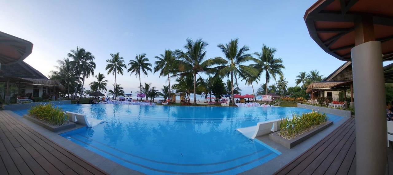 Costa Celine Beach Resort Kinablangan Luaran gambar