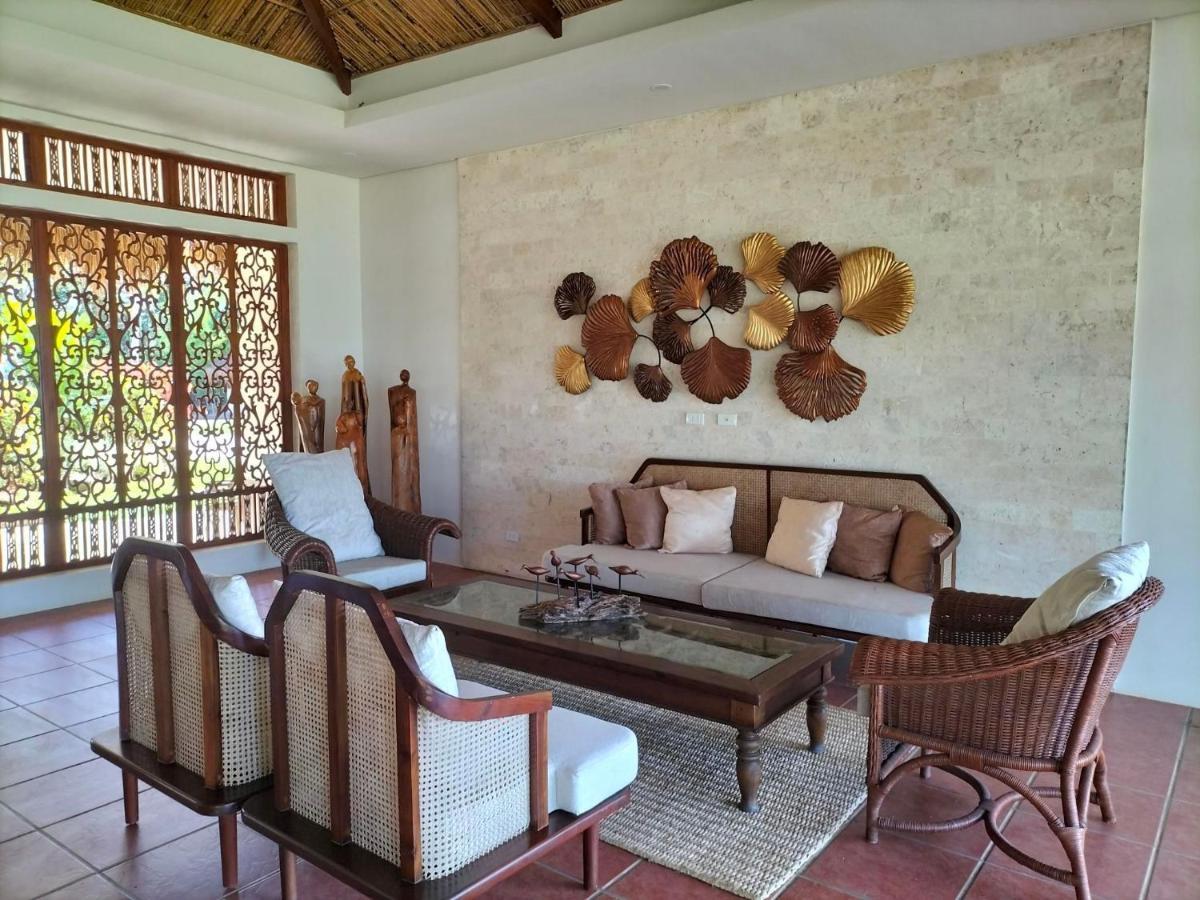 Costa Celine Beach Resort Kinablangan Luaran gambar